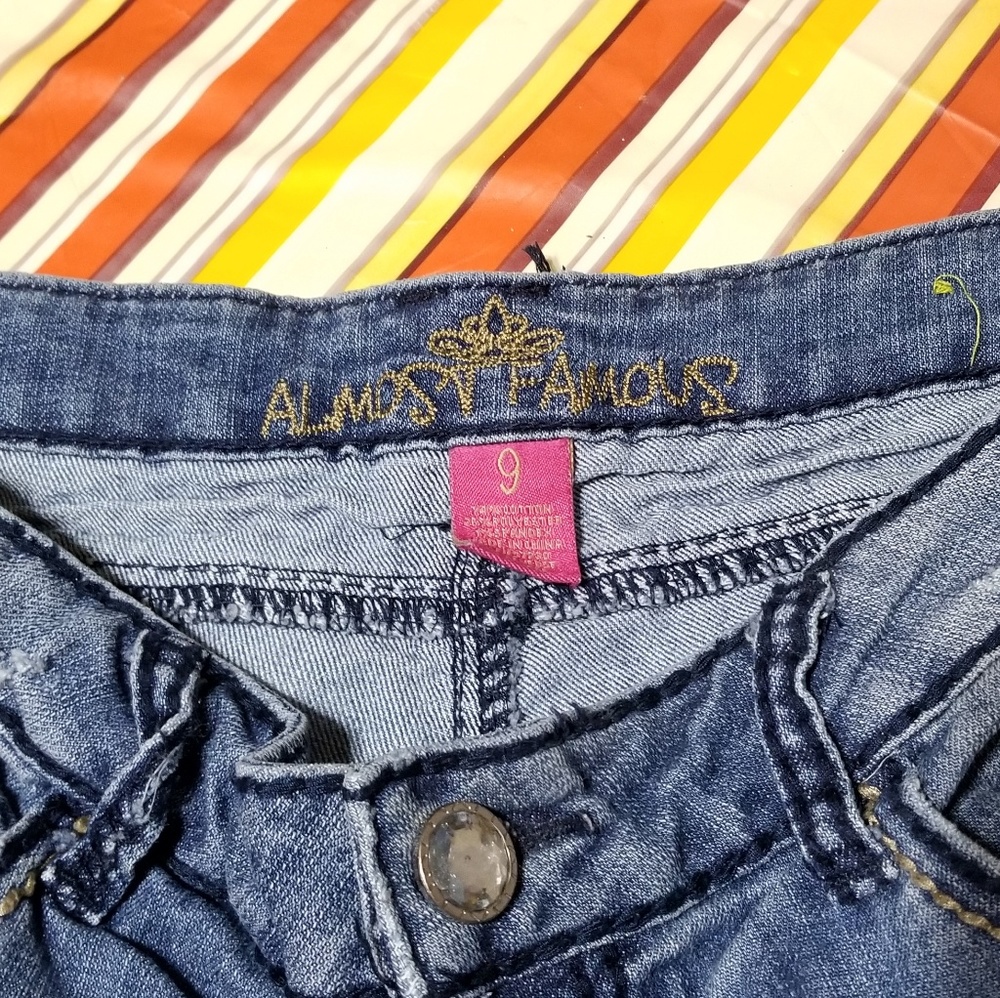 Cut off shorts - Picture 3 of 3